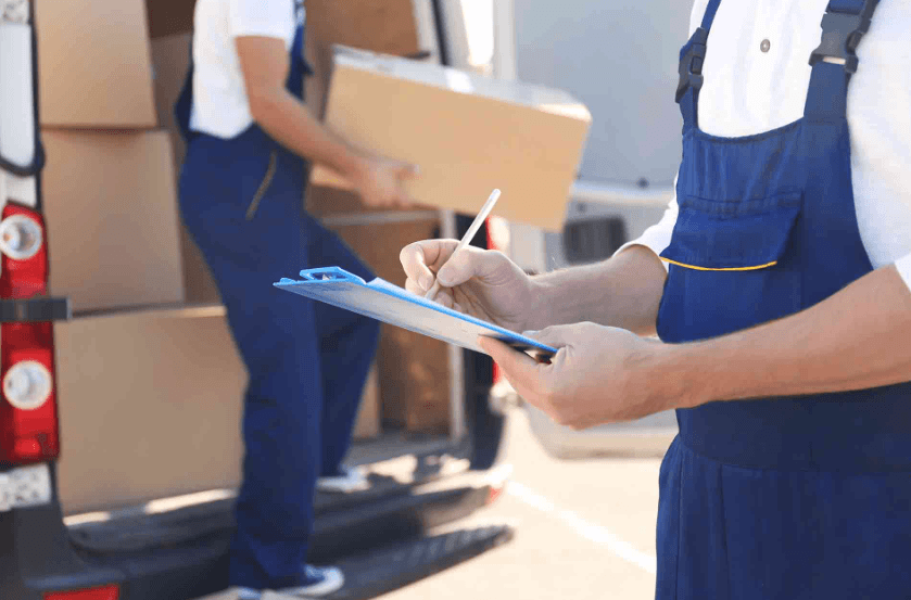 Benefits of Using Professional Movers in Dubai